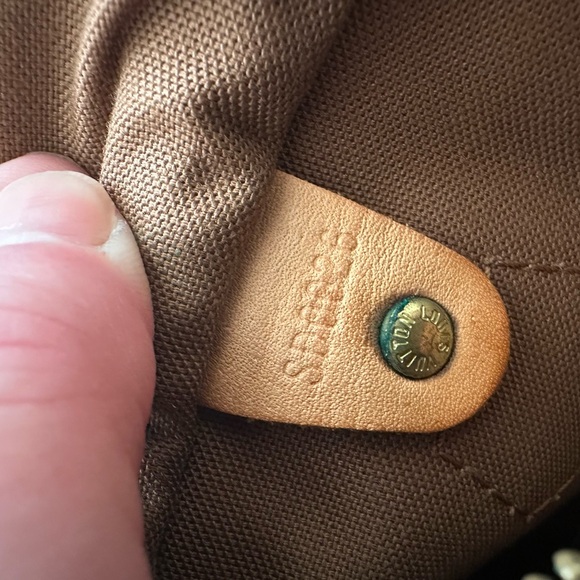 Louis Vuitton Speedy Purse, Vintage #301 - Picture 2 of 5